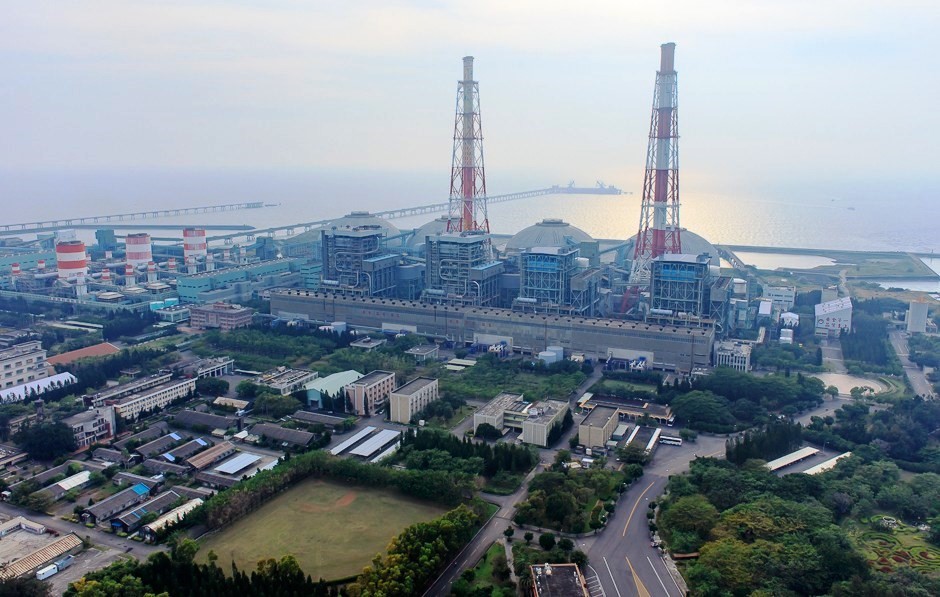 A top view picture of Hsinta Power Plant